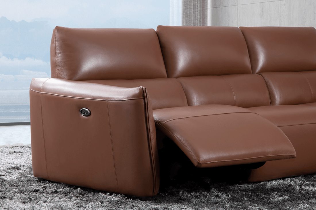 Unspoken benefits of having a recliner - HomesToLife